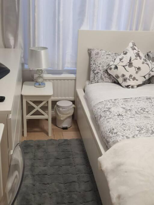2 Bedroom Flat In Vauxhall, London Exteriör bild